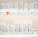 Peau sèche du visage : la routine simple du matin et du soir