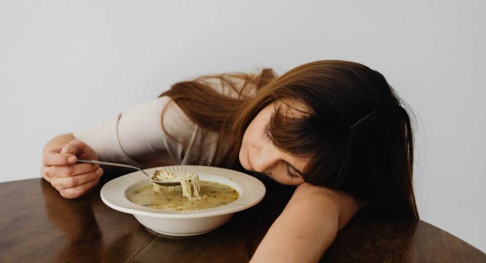 Cortisol et prise de poids : le rôle du stress sur le ventre