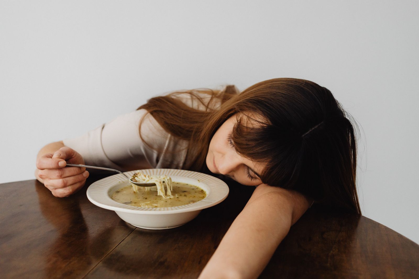 Cortisol et prise de poids : le rôle du stress sur le ventre