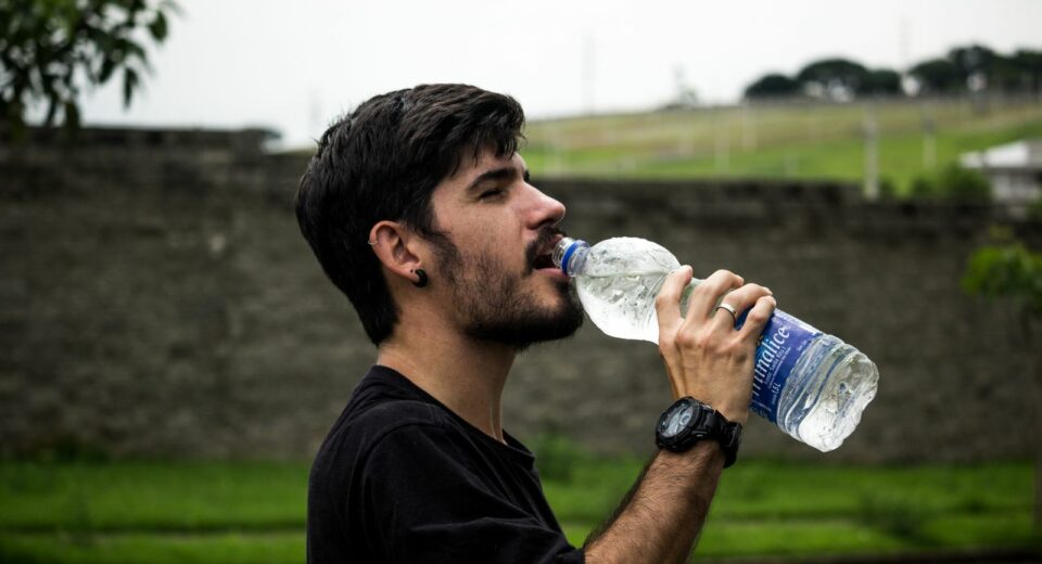 Énergie et hydratation : combien boire vraiment ?