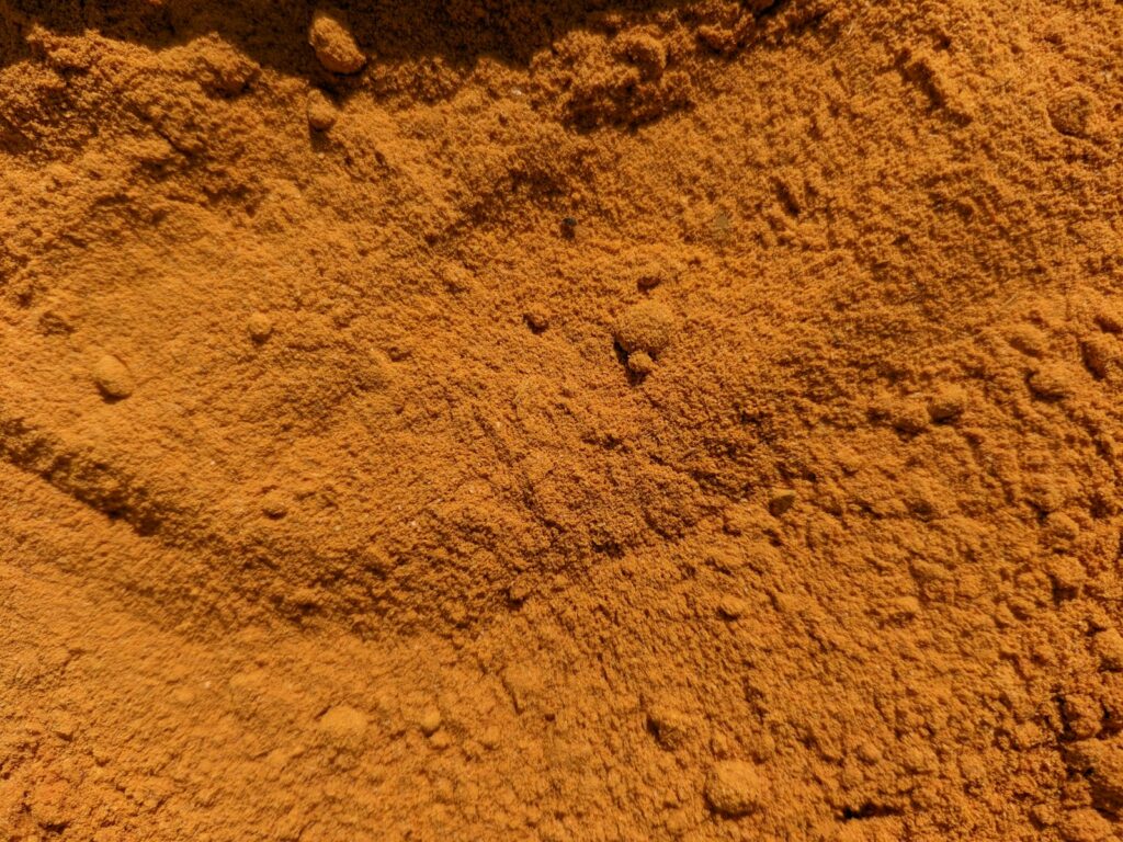 gros plan d’un tas de terre